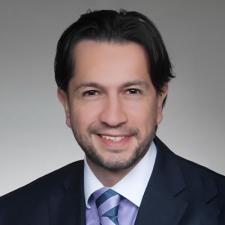 Julian N Diaz Fraga, MD headshot