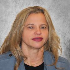 Rosangela O Bennett, CRNA