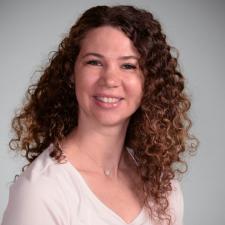 Lisa M Blaszczyk, CRNP headshot