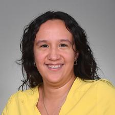 Yvette V Alonso, CRNP headshot