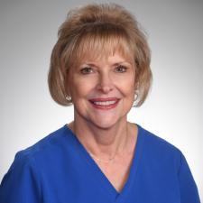 Lisa P Santoro, CRNA headshot