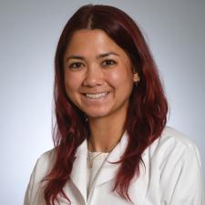 Amy Nguyen headshot