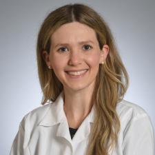 Courtney Odza headshot